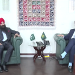 وفاقی وزیر و انسانی حقوق سینیٹر اعظم نذیر تارڑ سے صوبائی وزیر سردار رمیش سنگھ اروڑا کی ملاقات