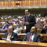 حکومت کی اصلاحات اور اقدامات کے باعث دنیا میں پاکستان کے پاسپورٹ کی درجہ بندی بہتر ہوئی ہے، طلال چوہدری