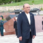 صدر آصف علی زرداری کا اتامبیت میموریل کمپلیکس کا دورہ، کرغز شہداء اور نامور مصنف چنگیز اعتماتوف کو خراج عقیدت