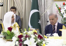 وزیراعظم شہباز شریف سے مسلم ورلڈ لیگ کے سیکرٹری جنرل کی ملاقات، ’اسلام آباد مفاہمت نامے‘ پر دستخط اور علاقائی امن کے لیے پاکستان کی کوششوں کی زبردست تحسین