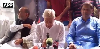 وزیر دفاع خواجہ محمد آصف کا ایک کلومیٹر طویل فیض احمد فیض فلائی اوور کا افتتاح