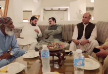 کوئٹہ: آزاد کشمیر انتخابات کے سلسلے میں کشمیری برادری کے وفود نے پیپلزپارٹی رہنماؤں نجمی عالم، سردار ذوالفقار اور بخت محمد کاکڑ سے ملاقات