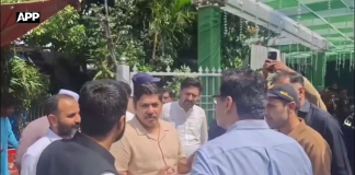 حضرت علی ہجویری رحمۃ اللہ علیہ المعروف حضرت داتا گنج بخشؒ کے 983ویں سالانہ عرس مبارک کی تین روزہ تقریبات آج (2 تا 4 اگست) سے عقیدت و احترام کے ساتھ شروع ہو رہی ہیں، جن میں لاہور، ملک بھر اور بیرونِ ملک سے لاکھوں عاشقانِ رسول ﷺ اور زائرین شرکت کریں گے۔سیکرٹری/چیف ایڈمنسٹریٹر اوقاف پنجاب ڈاکٹر احسان بھٹہ