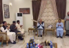 وزیراعظم شہباز شریف کی ڈپٹی اسپیکر پنجاب اسمبلی کی رہائش گاہ آمد،والد کے انتقال پر تعزیت کی
