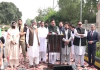 گورنر خیبرپختونخواکی قیادت میں یومِ استحصالِ کشمیر کے موقع پر یکجہتی ریلی