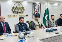 سرکاری ملازمت محض فائلیں چلانے کا نام نہیں بلکہ عوام کی زندگیوں میں بہتری لانا اصل مقصد ہے: کمشنر عامر کریم خاں