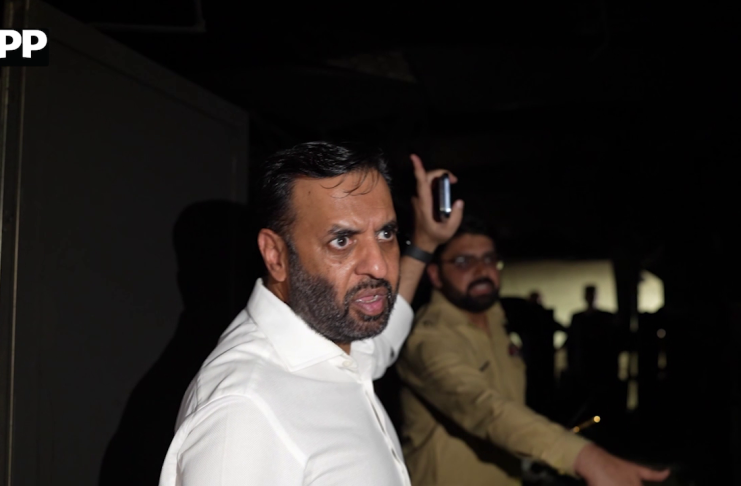 پمز ہسپتال میں آتشزدگی کا سانحہ: وفاقی وزیر صحت مصطفیٰ کمال کا ہنگامی دورہ، تحقیقات کا حکم