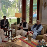 وزیراعلیٰ مریم نواز شریف سے ملاقات کرنے والوں میں فاروق احمد مانیکا، چودھری جاوید احمد، عمران اکرم، سردار منصب علی ڈوگر شامل