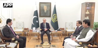 وزیراعظم شہبازشریف سےگورنرخیبر پختونخوا فیصل کریم کنڈی کی ملاقات
