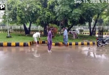 اسلام آباد میں شدید بارش کے دوران اور بعد میں سی ڈی اے سینیٹیشن ڈیپارٹمنٹ کی ٹیمیں مسلسل فیلڈ میں متحرک رہیں