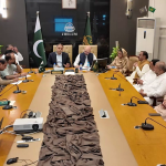 جہلم: وزیراعظم فیول ریلیف سکیم پر عملدرآمد کے حوالے سے جائزہ اجلاس، عوام کو سہولت فراہم کرنے کے اقدامات کا جائزہ
