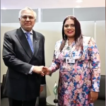 نائب وزیراعظم و وزیر خارجہ سینیٹر محمد اسحاق ڈار کی مالدیپ کی وزیر خارجہ اریتوشام آدم سے ملاقات، دوطرفہ تعلقات کا جائزہ لیا