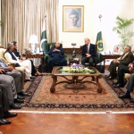 صدرِ مملکت آصف زرداری سے وزیراعظم شہباز شریف کی ملاقات، حکومت اور پیپلز پارٹی کا مشترکہ وفد کل پی ٹی آئی قیادت سے مذاکرات کرے گا