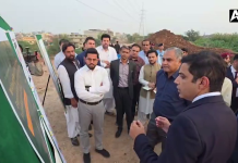وفاقی وزیر داخلہ محسن نقوی کا اسلام آباد ایکسپریس وے سروس روڈ پراجیکٹ کا دورہ، یوٹیلیٹیز کی منتقلی میں تاخیر پر ناراضگی کا اظہار