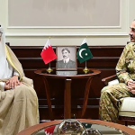 بحرین کے وزیر خارجہ کی جی ایچ کیو میں فیلڈ مارشل عاصم منیر سے ملاقات، دفاعی تعاون بڑھانے پر اتفاق