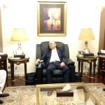 گورنر خیبر پختونخوا اور وفاقی وزیر داخلہ کی صدرِ مملکت سے ملاقات