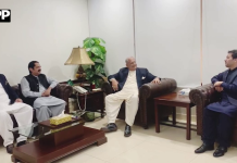 وفاقی وزیر ہاؤسنگ ریاض حسین پیرزادہ کی چنڑ برادران کو ضمنی انتخابات میں کامیابی پر مبارک باد