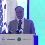 غربت کے خاتمے اور انسانی وسائل کی ترقی کے لیے جامع اقدامات ناگزیر ہیں، وفاقی وزیر احسن اقبال