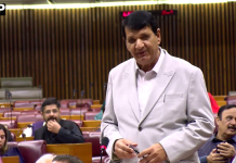 دہشتگردی کیخلاف جنگ میں خیبرپختونخوا کے عوام نے بے پناہ قربانیاں دیں، دہشتگردوں کی واپسی کی پالیسی کے نتائج کا جائزہ لینا ہوگا، وفاقی وزیر انجینئر امیر مقام
