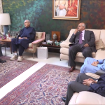 وزیراعظم محمد شہباز شریف کی لاہور میں سید بابر علی سے ان کی اہلیہ کے انتقال پر تعزیت